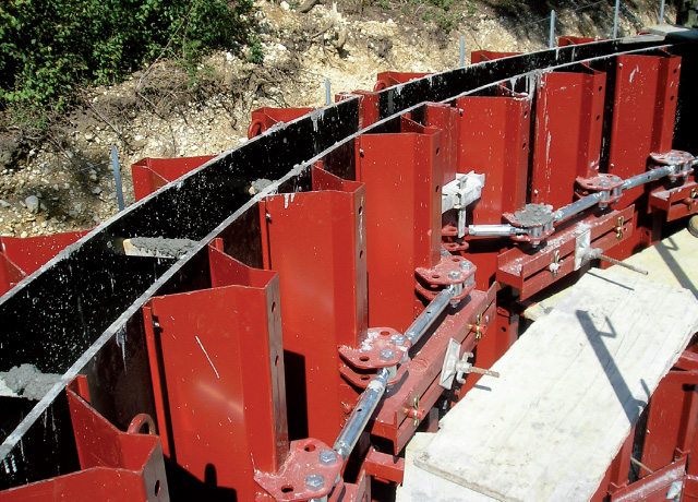 Noleggio casseforme raggio variabile Noleggio casseforme raggio variabile