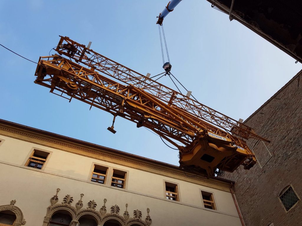 Potain 331 a noleggio Potain 331 a noleggio