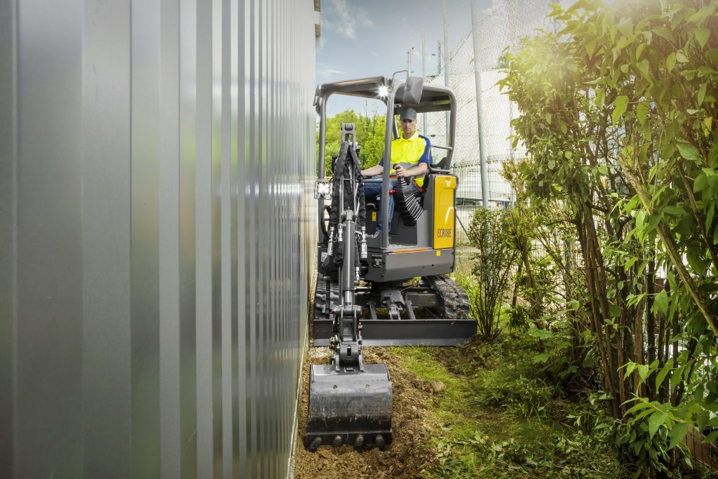 miniescavatore VOLVO ecr 18 flormart