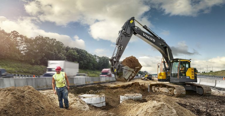 escavatori volvo a Venezia