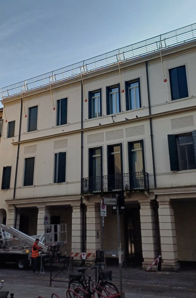 noleggio parapetti in allumino da cornicione Padova Vicenza Venezia Rovigo